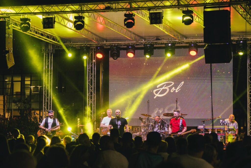 58. LJETO VALPOVAČKO: KONCERT GRUPE VIGOR – TRAŽENI